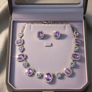 Purple and Silver colored Necklase/Earing Se. 20in Necklase. Vintage Glam